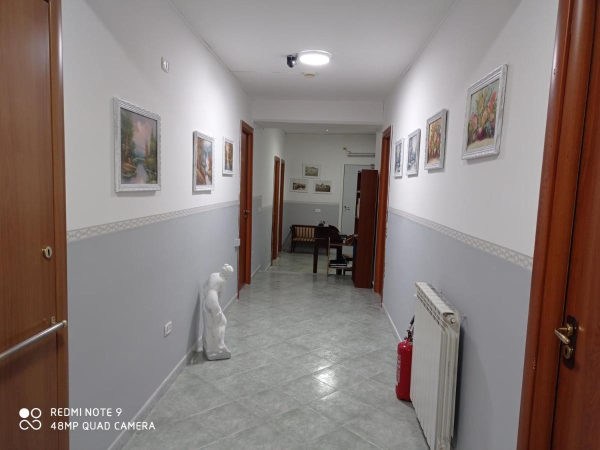 Hotel Alloggio Del Conte Napoli Bagian luar foto