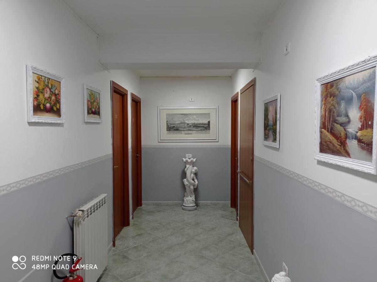 Hotel Alloggio Del Conte Napoli Bagian luar foto