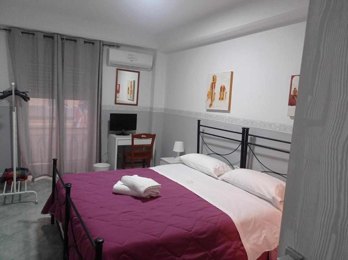 Hotel Alloggio Del Conte Napoli Bagian luar foto