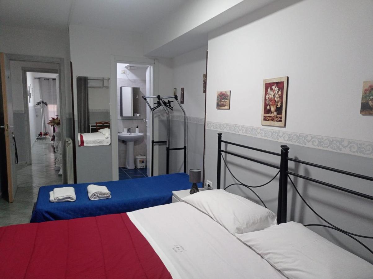 Hotel Alloggio Del Conte Napoli Bagian luar foto