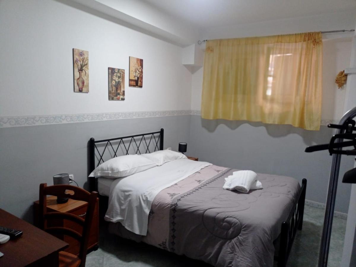 Hotel Alloggio Del Conte Napoli Bagian luar foto