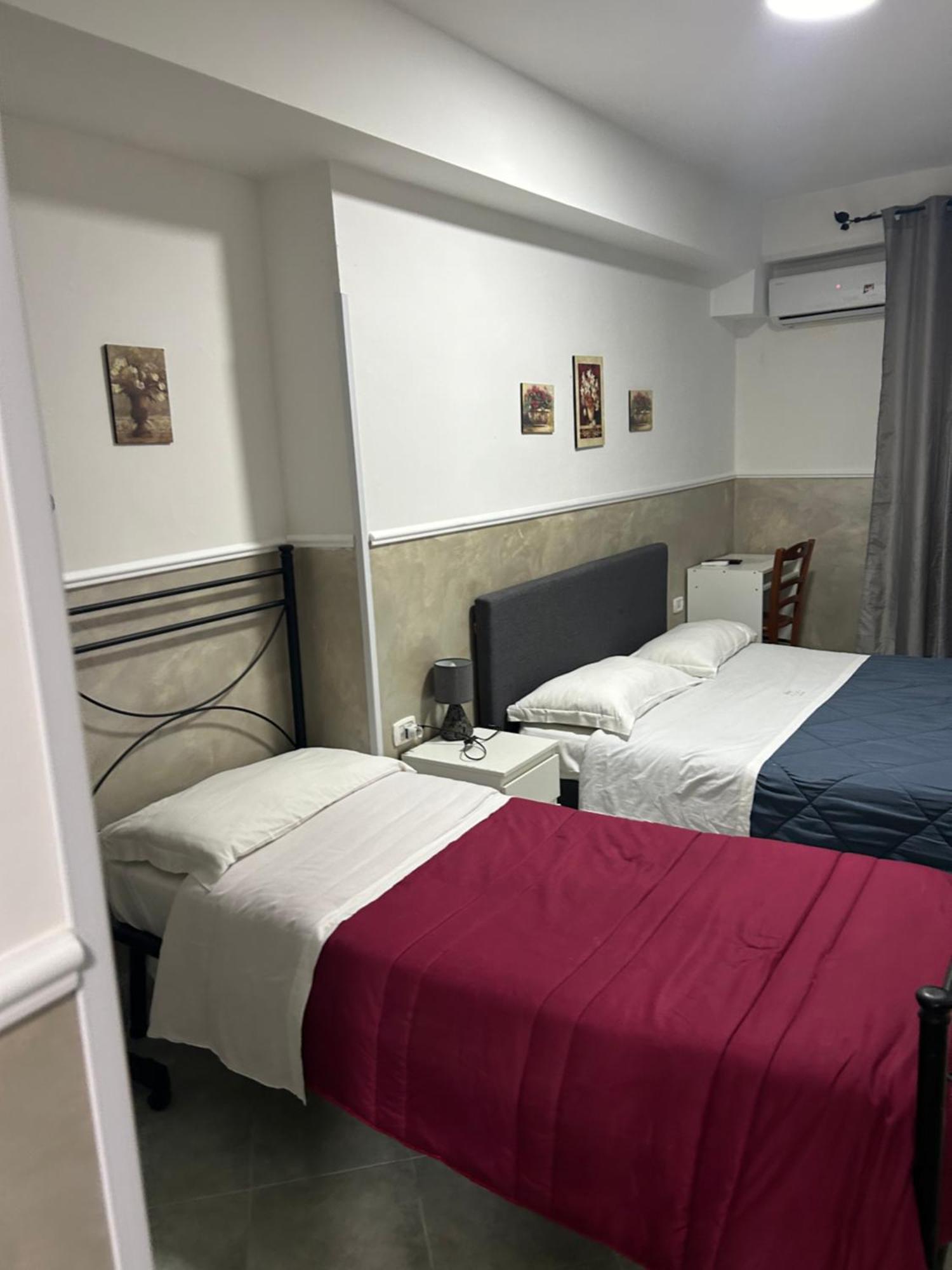 Hotel Alloggio Del Conte Napoli Bagian luar foto